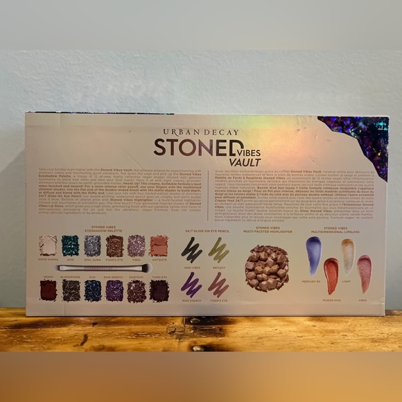 Urban Decay stoned vibes makeup vault - Picture 6 of 6